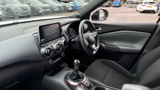 Nissan Juke 1.0 DiG-T N-Connecta 5dr Petrol Hatchback